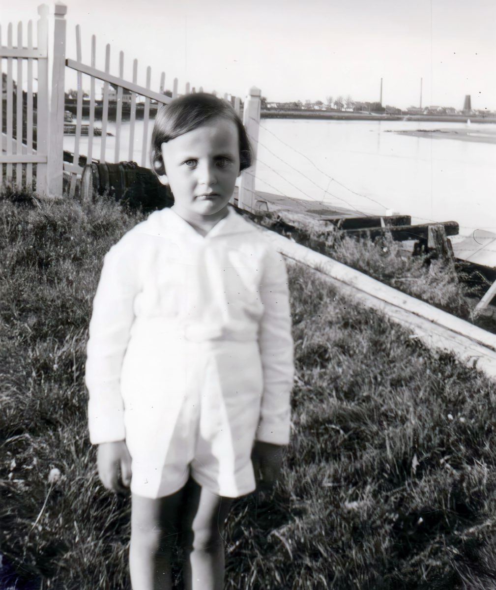 Outdoor vintage photo restoration — after